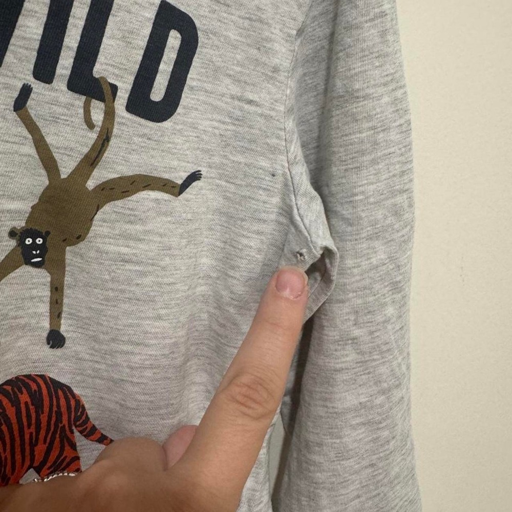 H&M Truly Wild Tee Size 4Y - Picture 3 of 3